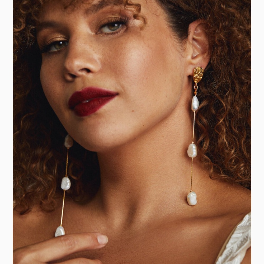 ISO Sarah Seven Giorgia Earrings